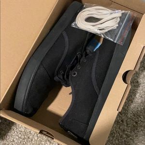 TOMS- The Venice Collection